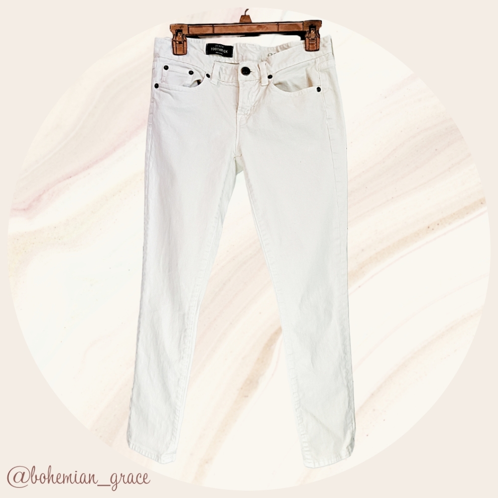 ⏰GONE 3/20!! J. Crew Toothpick Off White Ankle Jeans size 27